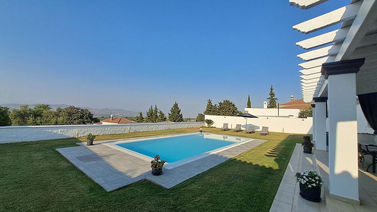 Villa Detached in Alhaur&iacute;n el Grande
