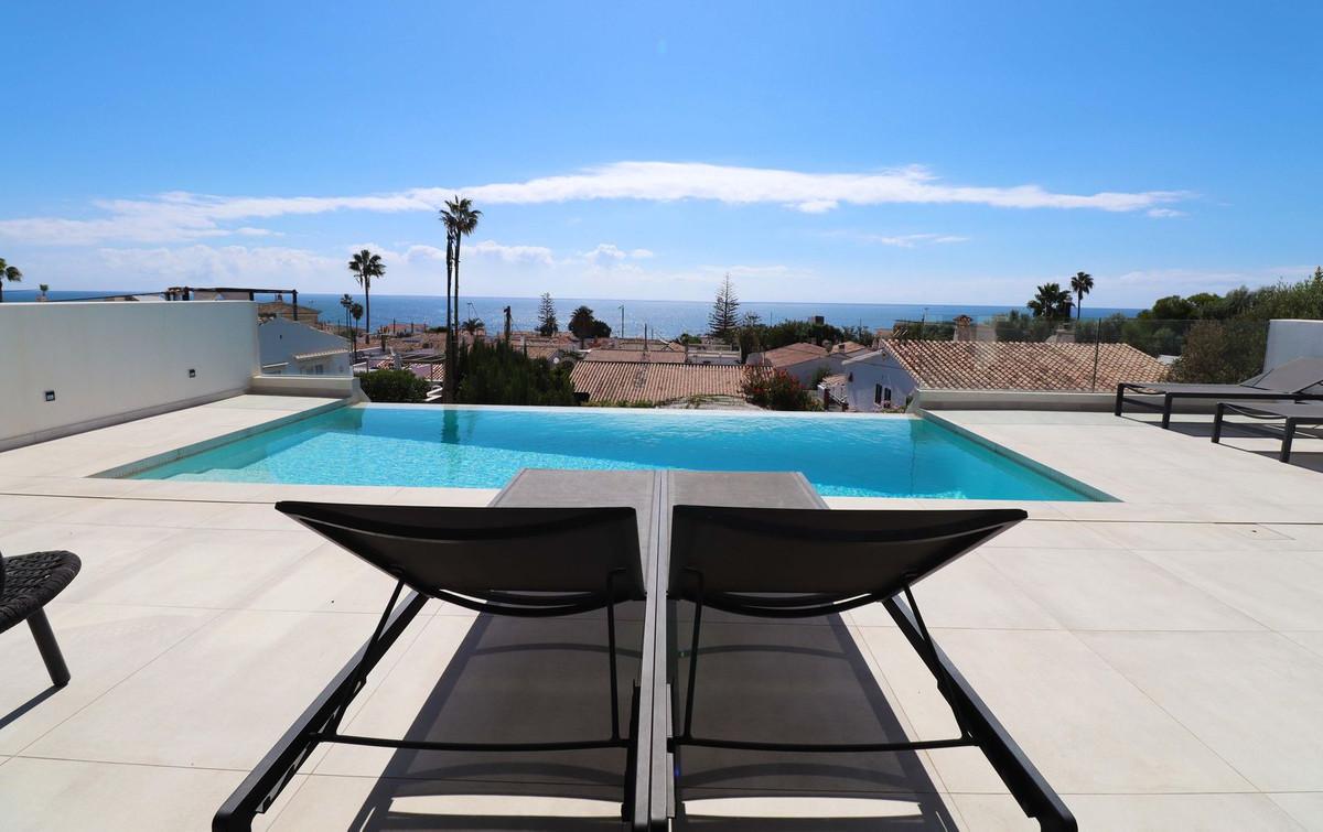 Villa Detached in El Chaparral