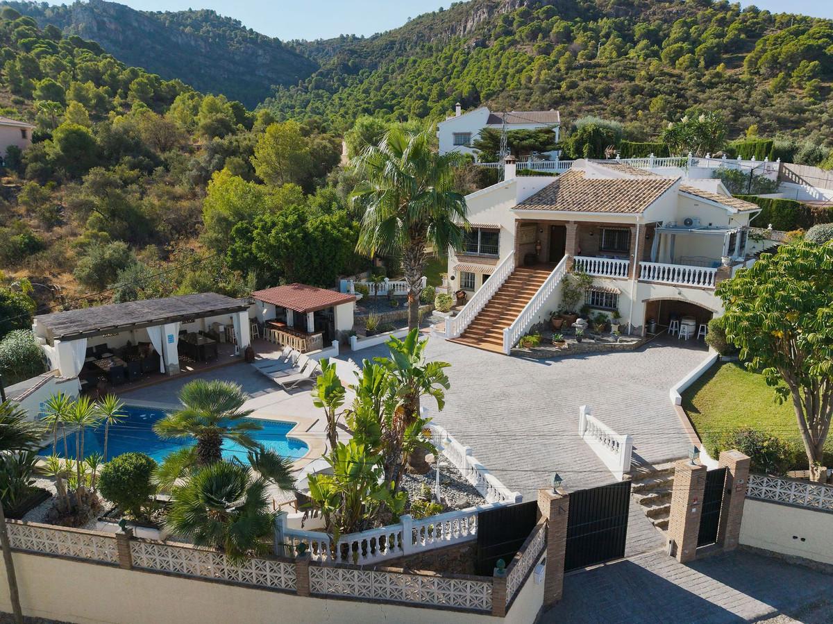 Villa Detached in Alhaurín de la Torre