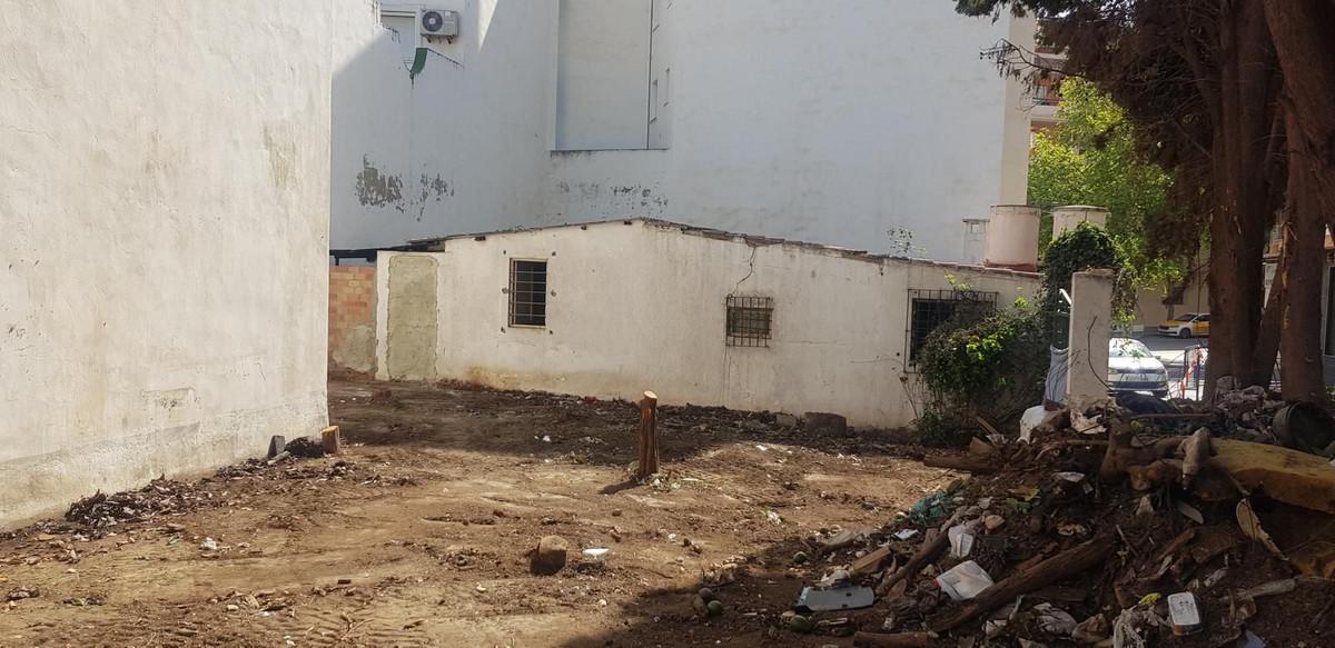 Plot Residential in Estepona