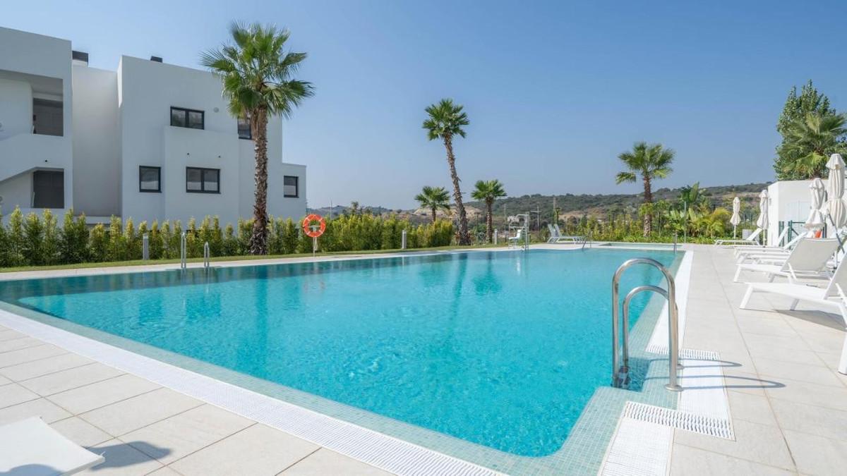 Apartment Ground Floor in Estepona