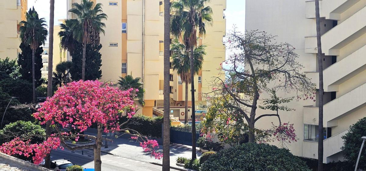 Apartment Middle Floor in Marbella