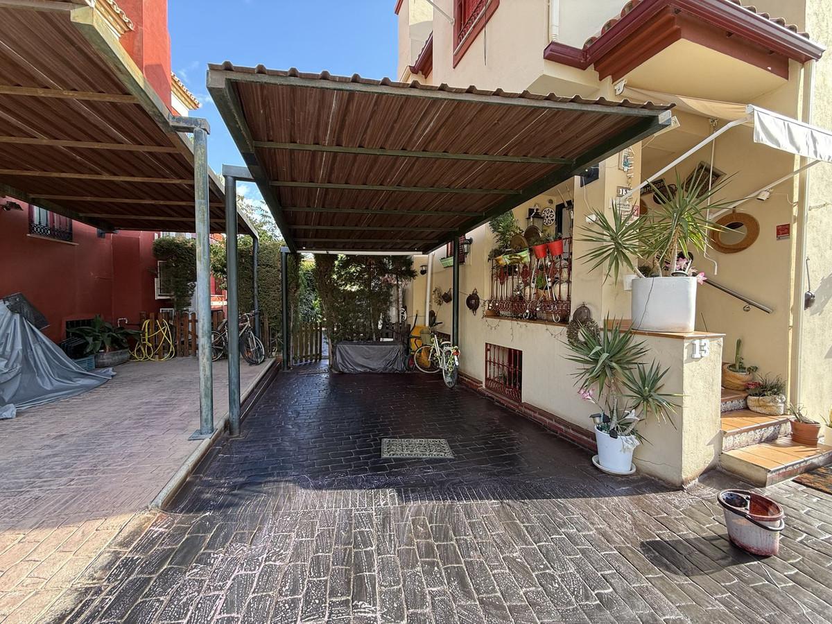 Villa Semi Detached in Benalmadena Costa