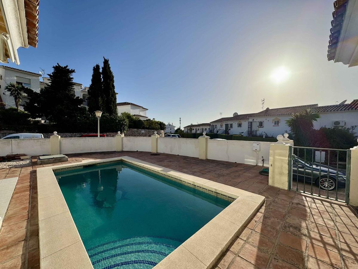 Villa Detached in Riviera del Sol