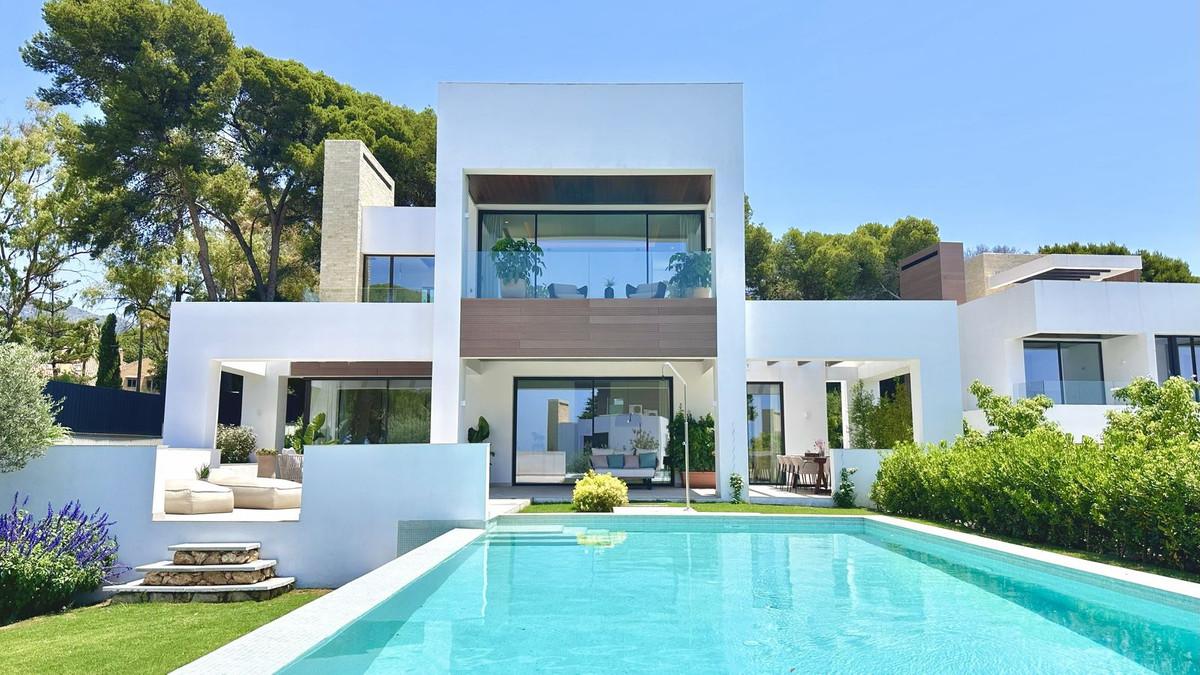 Villa Detached in Marbella