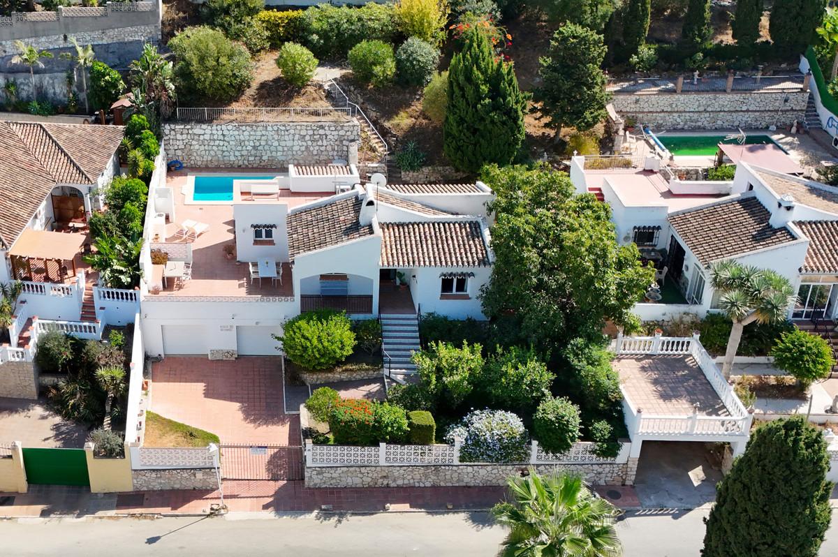 Villa Detached in Cerros del Aguila