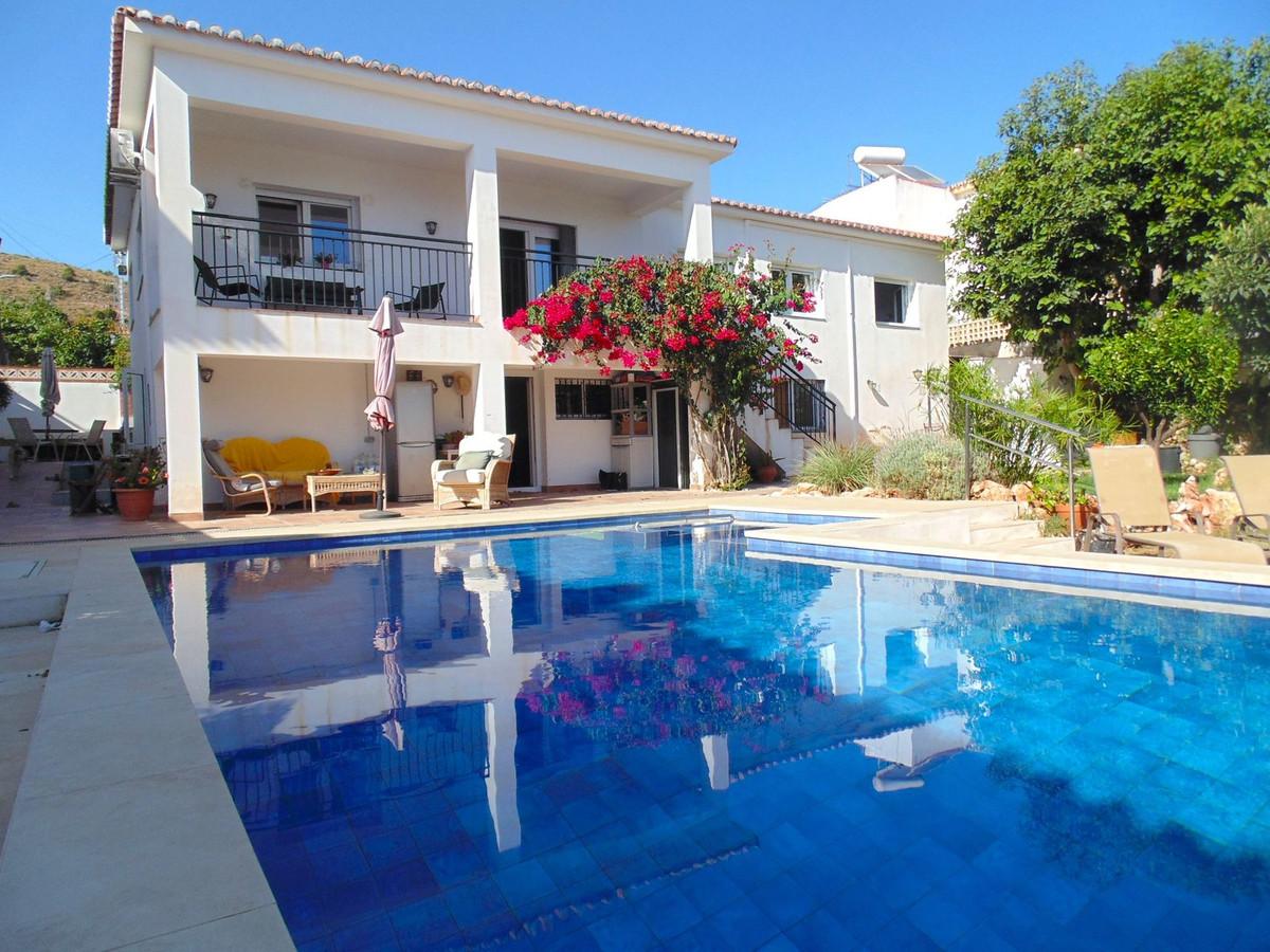Villa Detached in Benalmadena