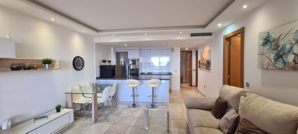 Apartment Penthouse in Higueron