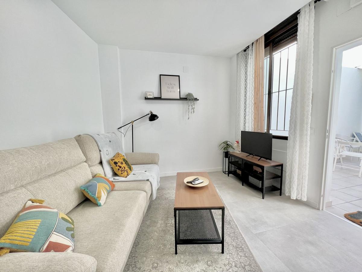 Apartment Middle Floor in M&aacute;laga