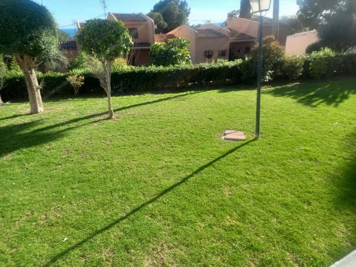 Apartment Ground Floor in Estepona
