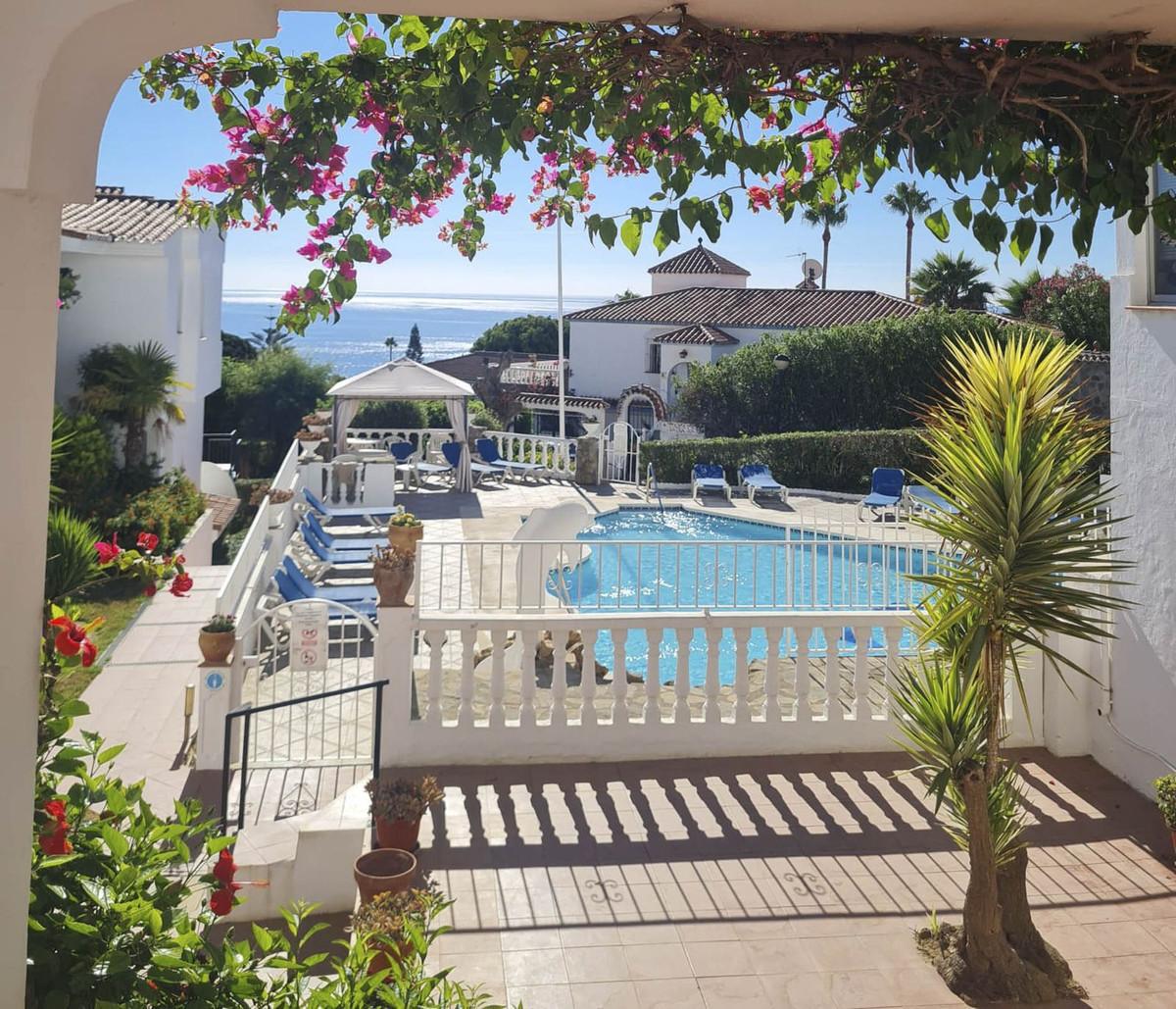 Apartment Ground Floor in La Duquesa