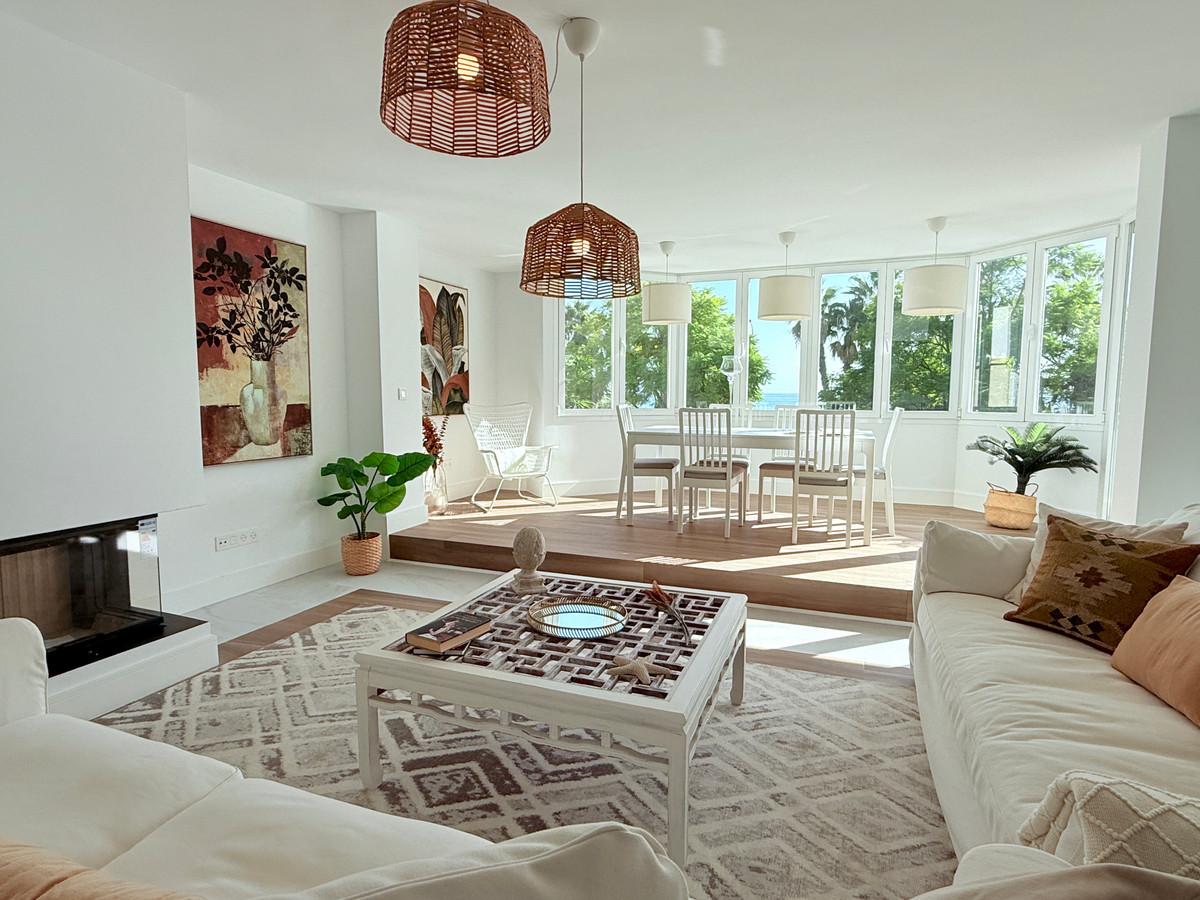 Apartment Middle Floor in Limonar