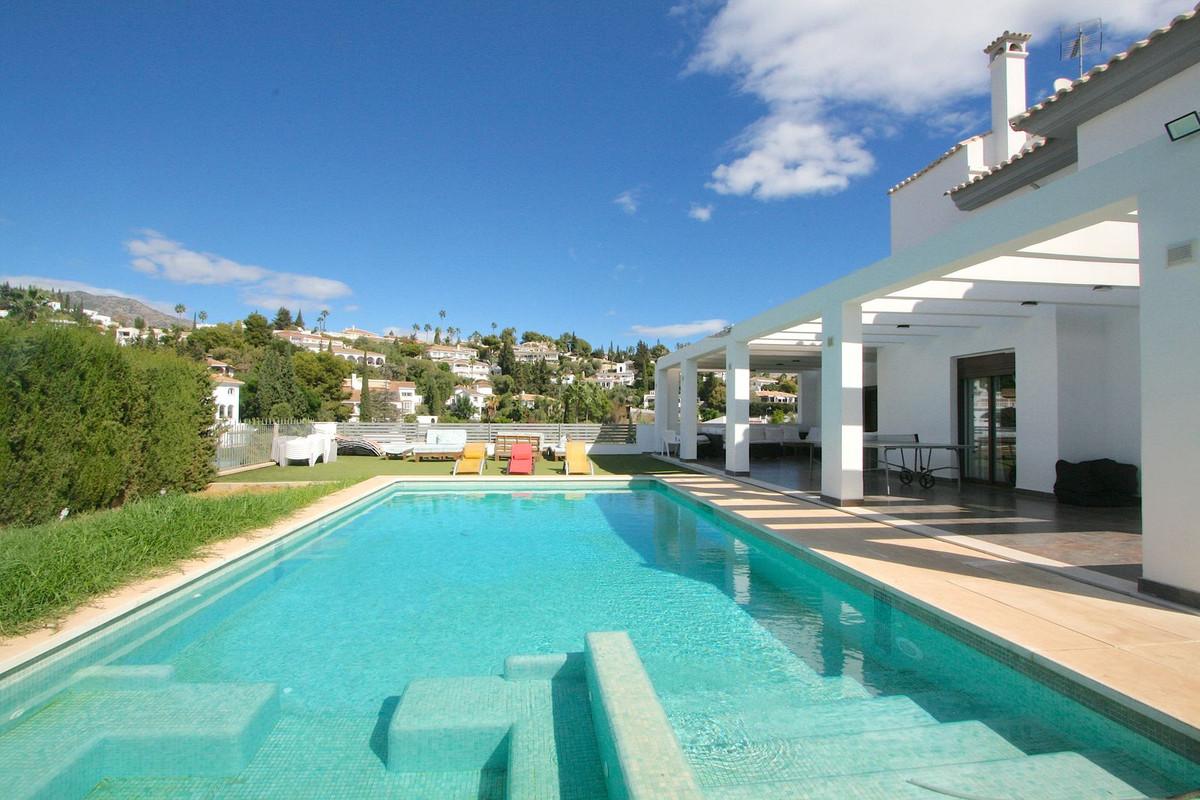 Villa Detached in Sierrezuela
