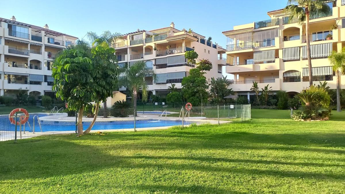 Apartment Middle Floor in La Cala Hills