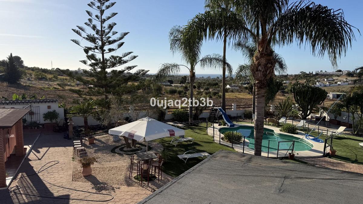 Plot Residential in Estepona