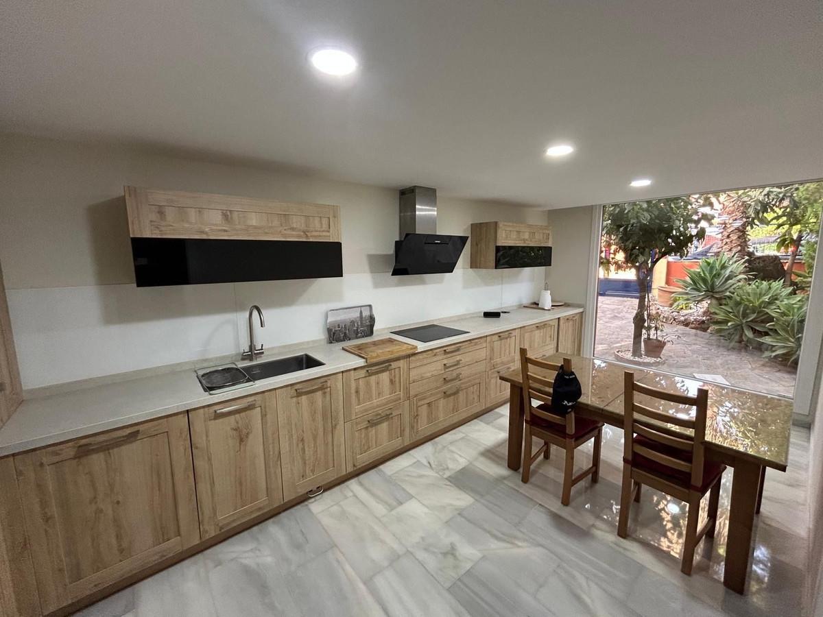 Townhouse Semi Detached in Benahav&iacute;s