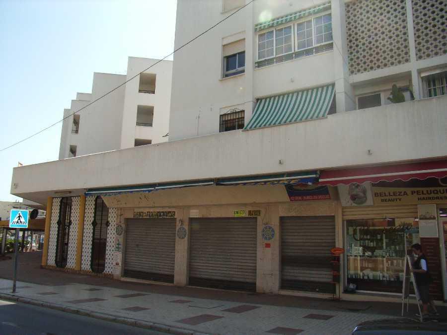 Commercial Commercial Premises in La Carihuela
