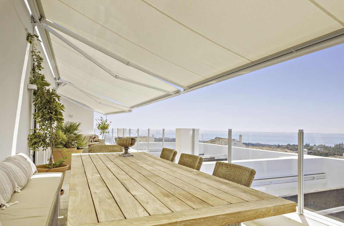 Apartment Penthouse Duplex in Altos de los Monteros