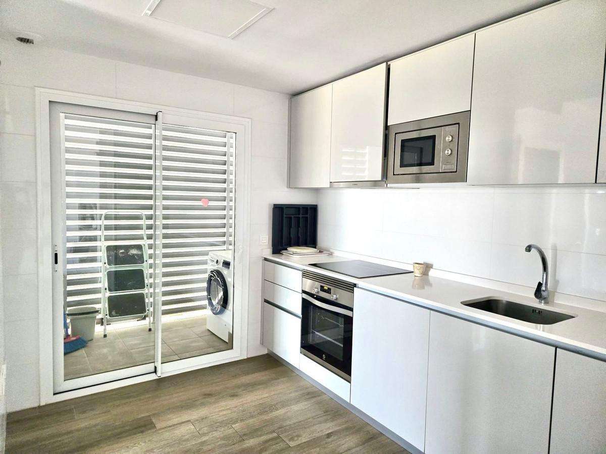 Apartment Middle Floor in Nueva Andaluc&iacute;a