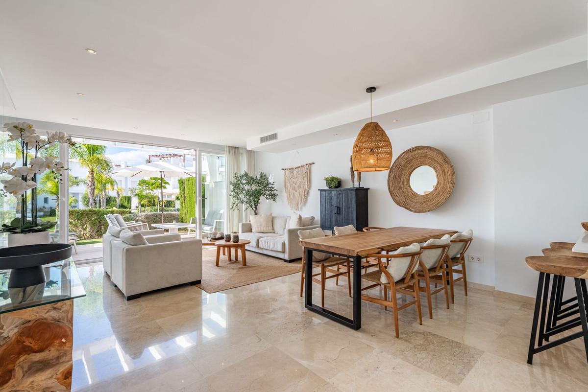 Townhouse Terraced in Calahonda