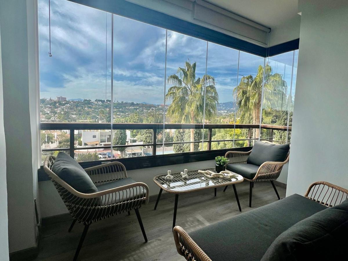 Apartment Middle Floor in Nueva Andaluc&iacute;a