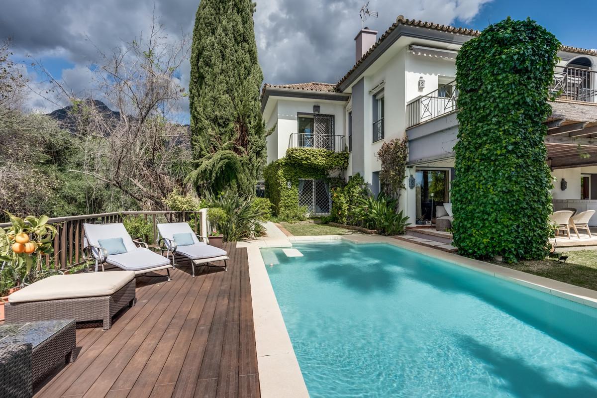 Villa Detached in Marbella