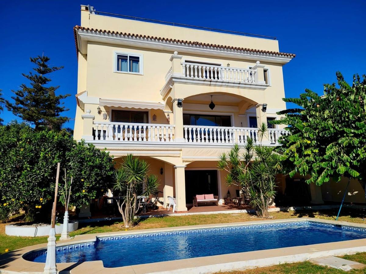 Villa Detached in Marbella
