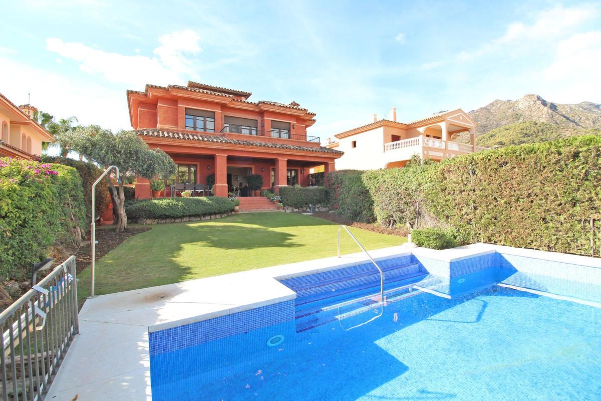 Villa Detached in Marbella