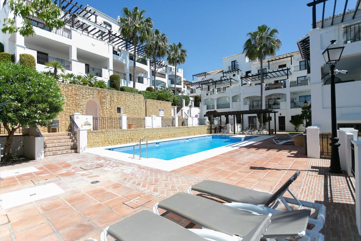 Apartment Penthouse Duplex in Altos de los Monteros