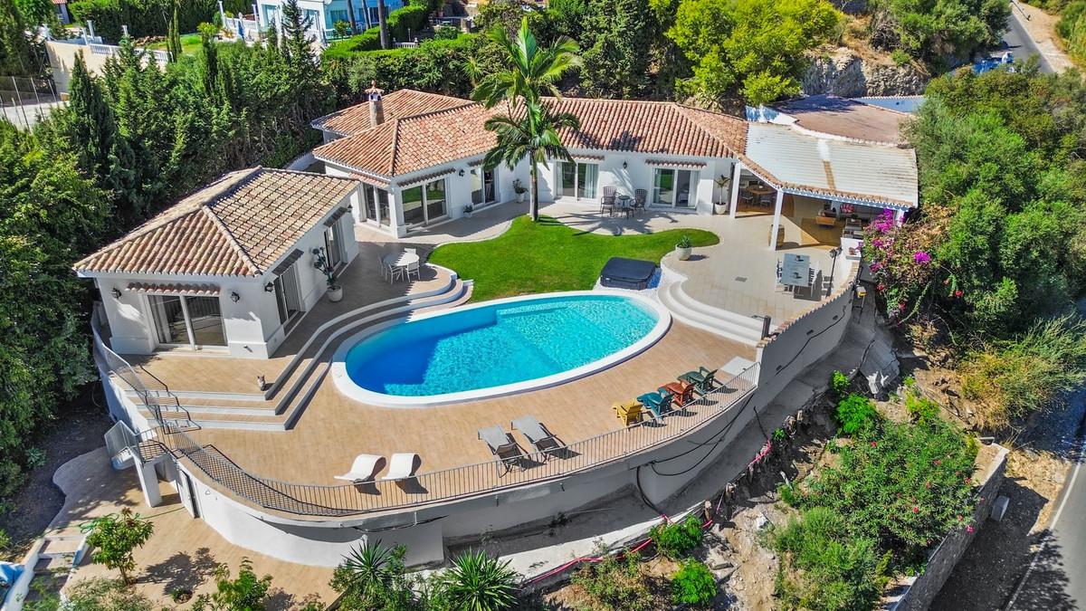 Villa Detached in Sierrezuela