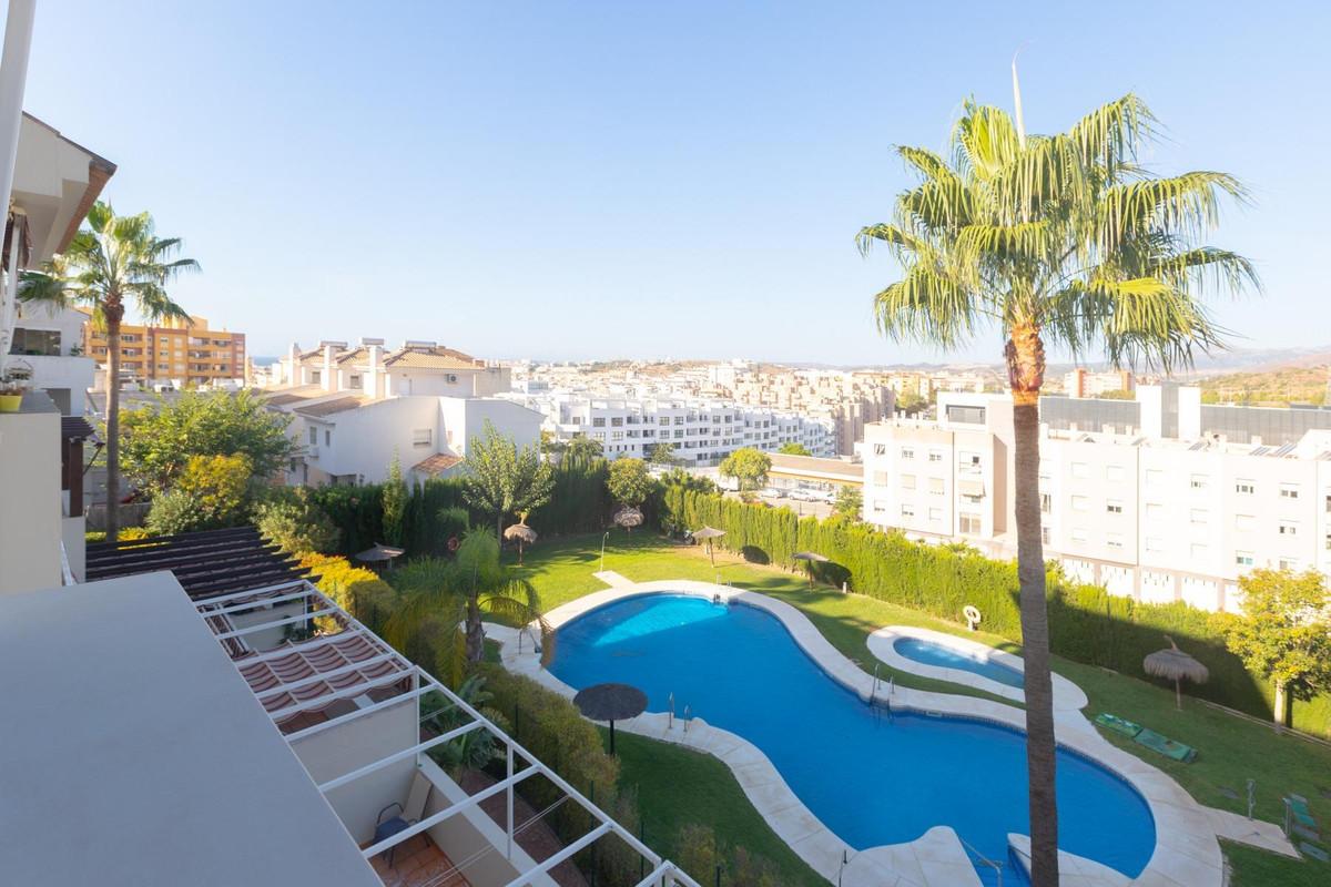 Apartment Middle Floor in Estepona