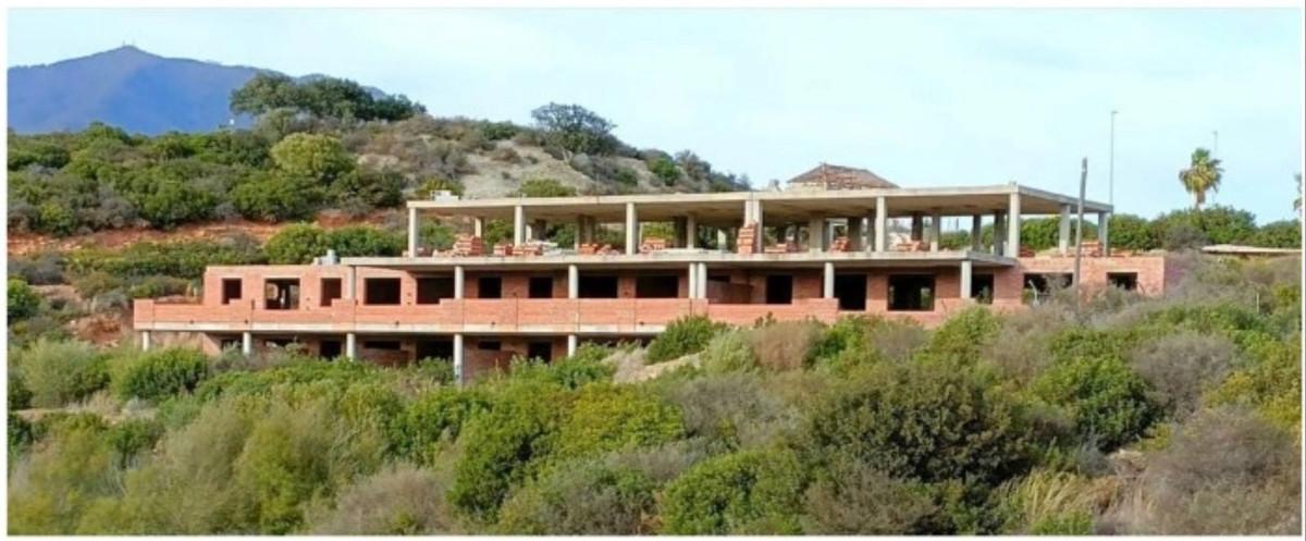 Plot Residential in Casares