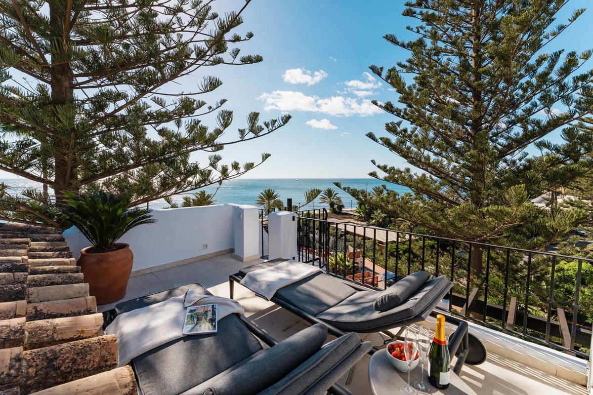 Apartment Penthouse Duplex in San Pedro de Alcántara