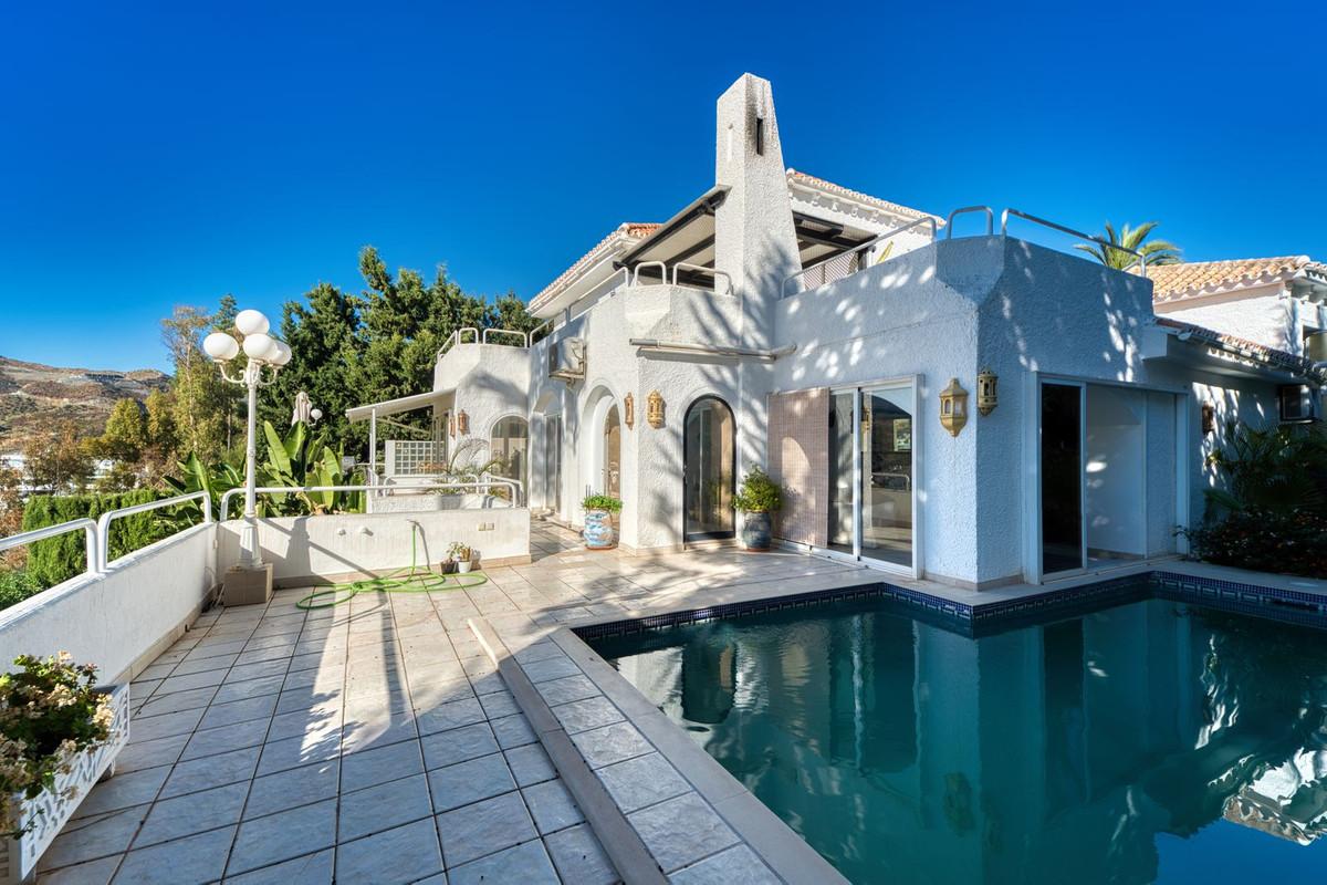Villa Detached in Nueva Andaluc&iacute;a