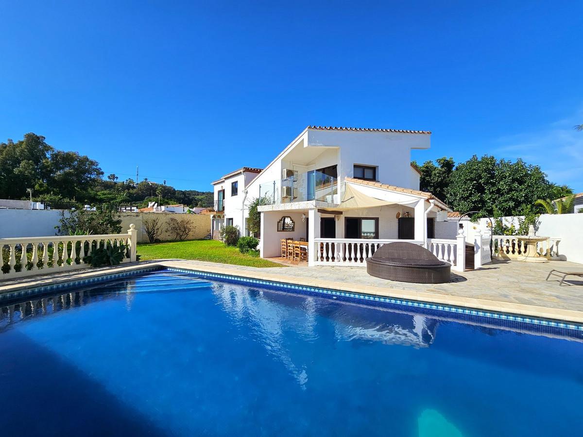 Villa Detached in Estepona