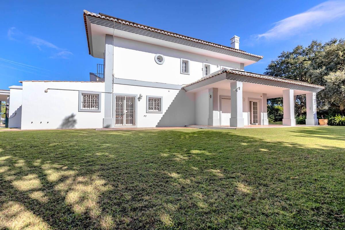 Villa Detached in San Roque Club
