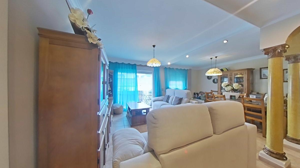 Apartment Middle Floor in Alhaur&iacute;n de la Torre