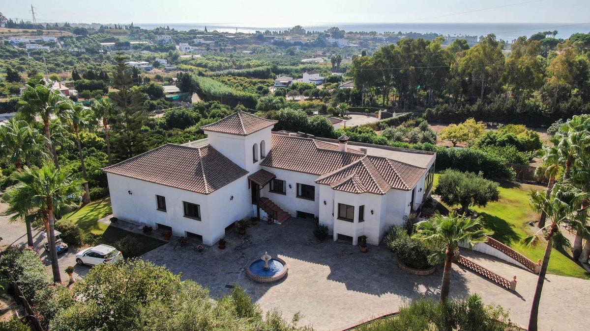 Villa Finca in Estepona