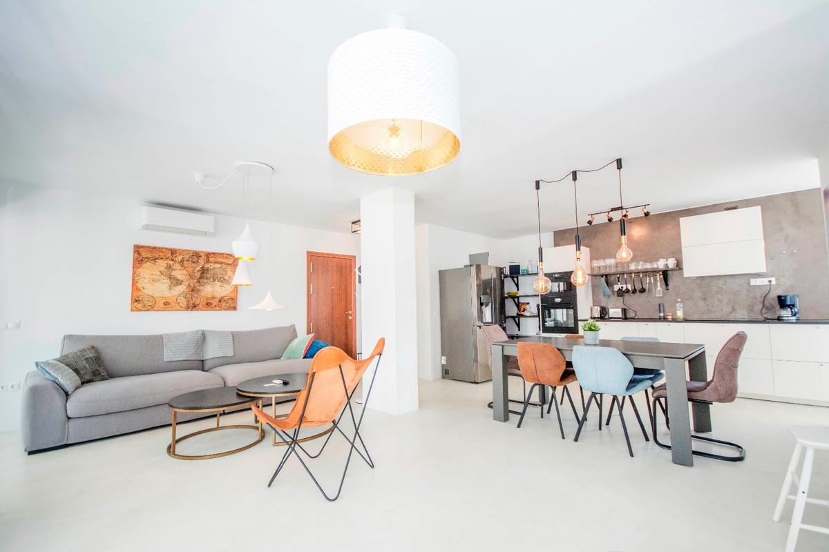 Apartment Middle Floor in Elviria