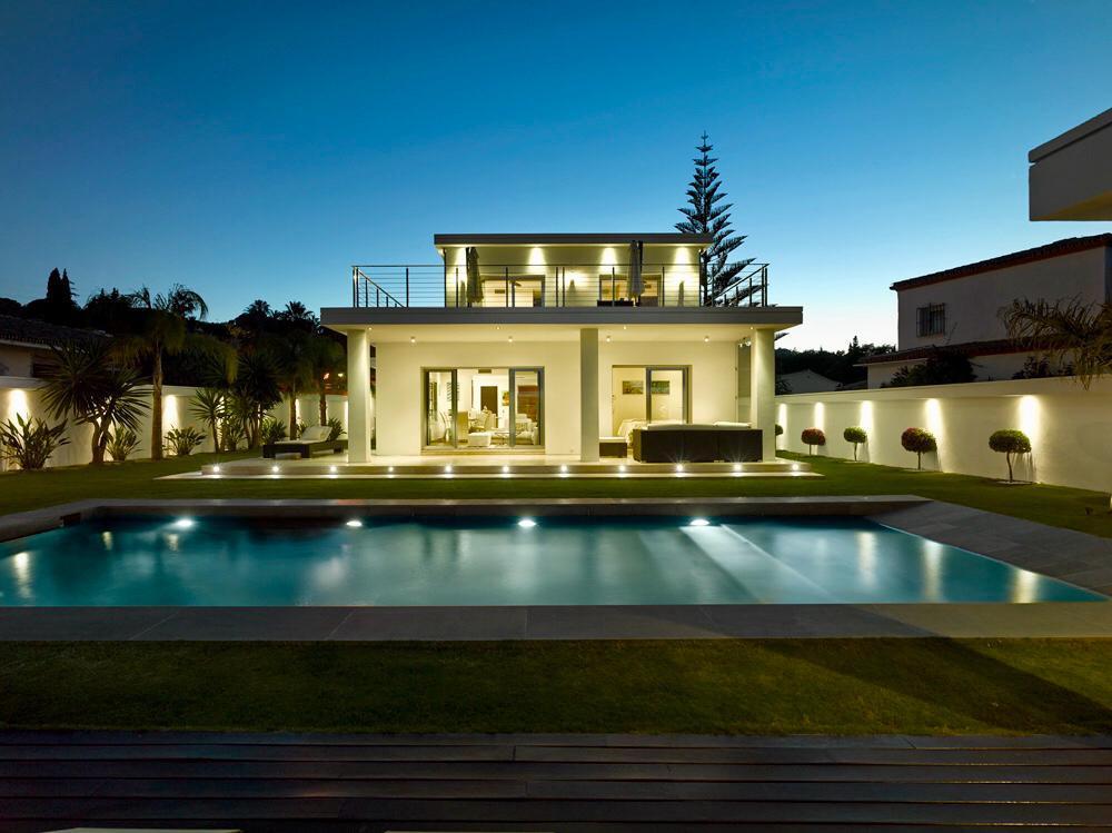 Villa Detached in Nueva Andaluc&iacute;a