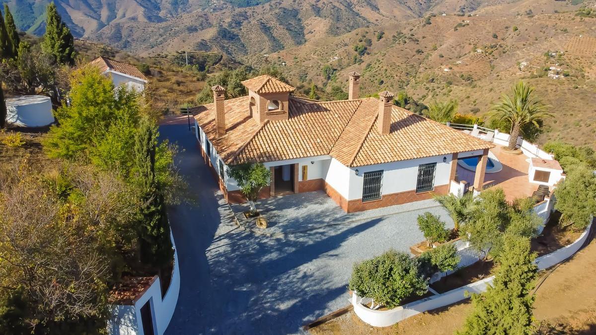 Villa Finca in Montes de M&aacute;laga