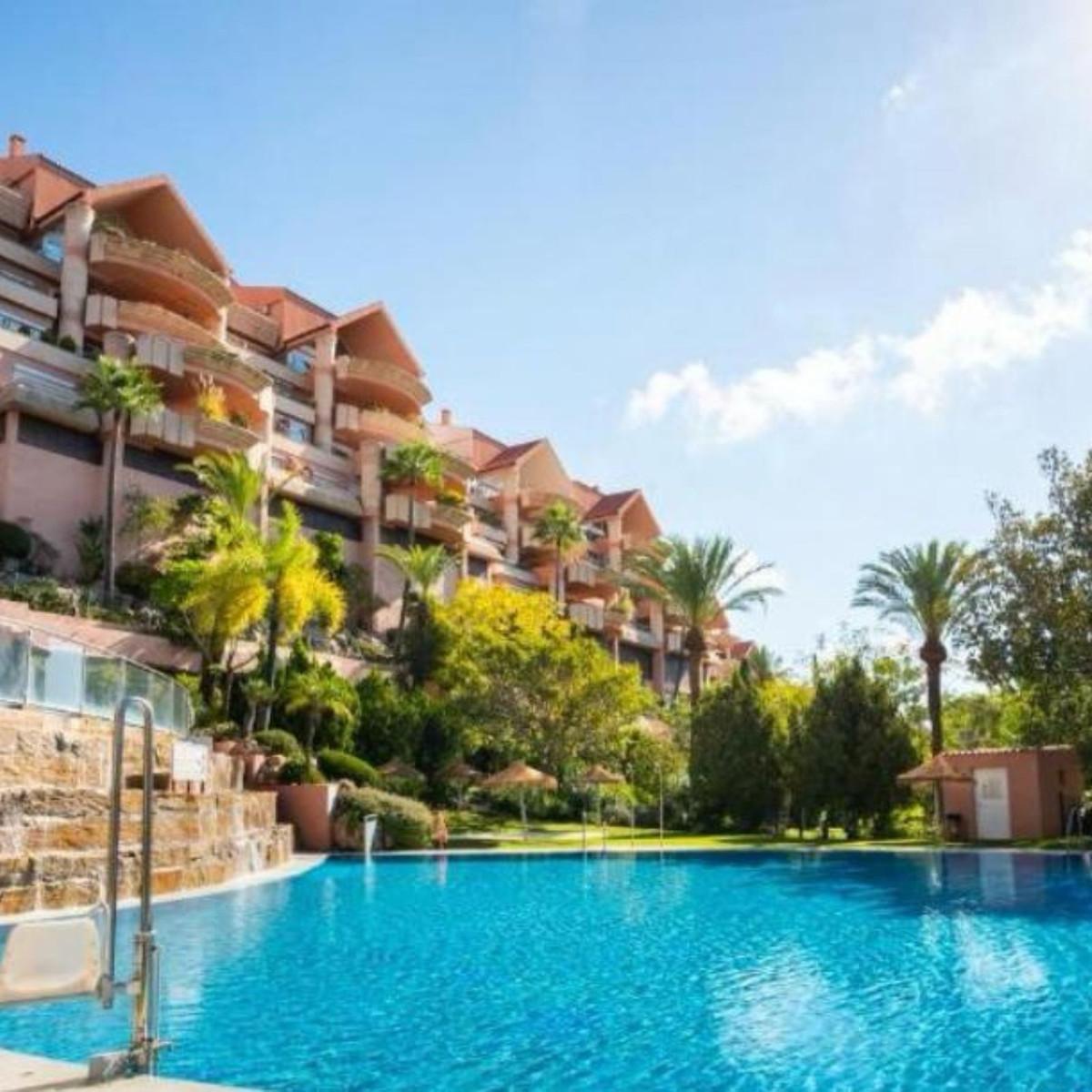 Apartment Middle Floor in Marbella