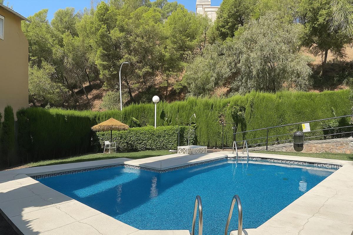 Apartment Middle Floor in M&aacute;laga Este