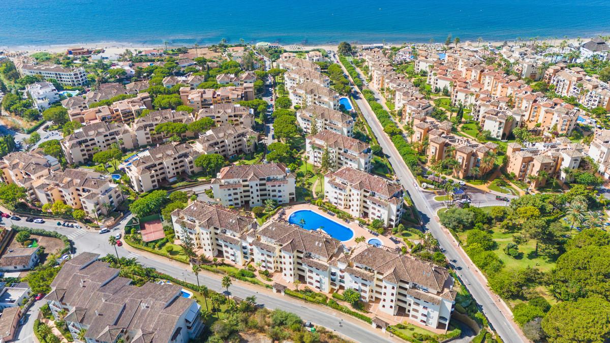 Apartment Middle Floor in Elviria