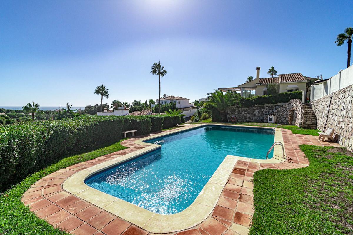 Villa Semi Detached in Calahonda