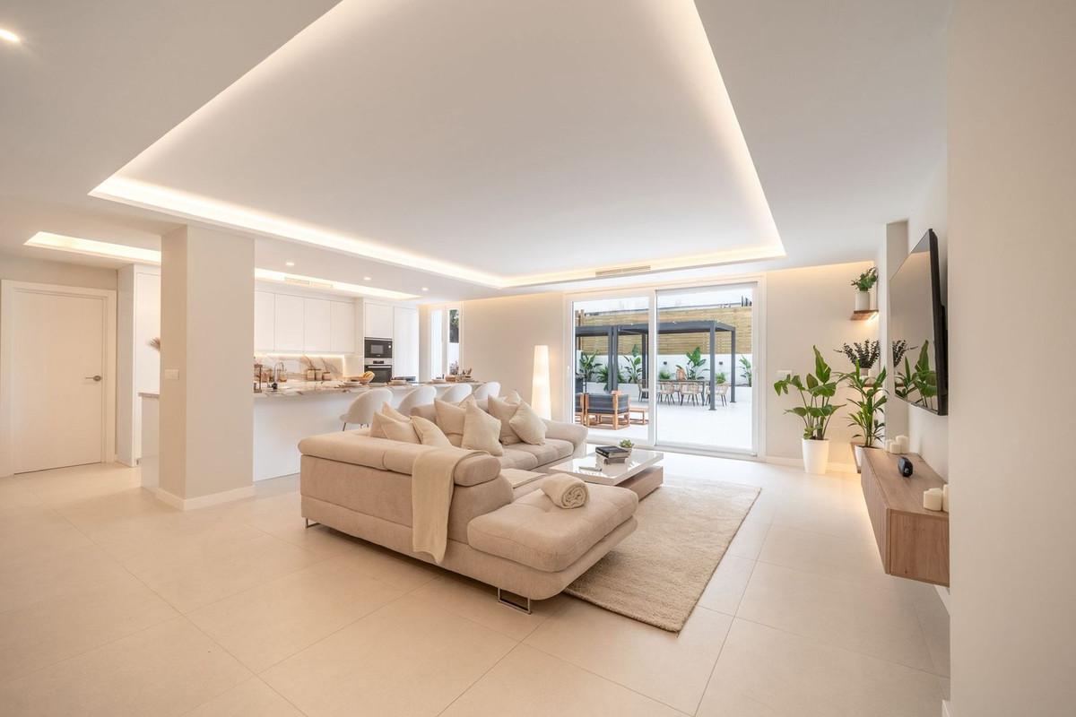 Apartment Ground Floor in Nueva Andaluc&iacute;a