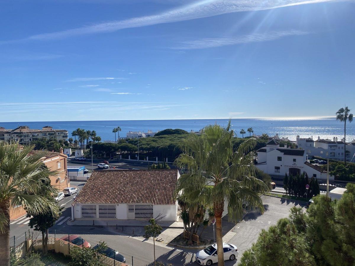 Studio Middle Floor in Calypso