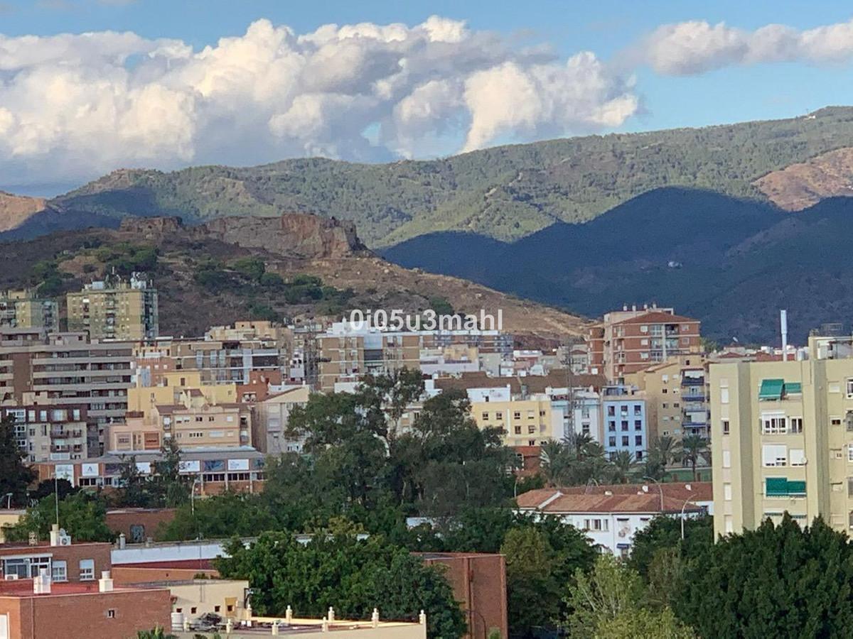 Apartment Middle Floor in Portada Alta