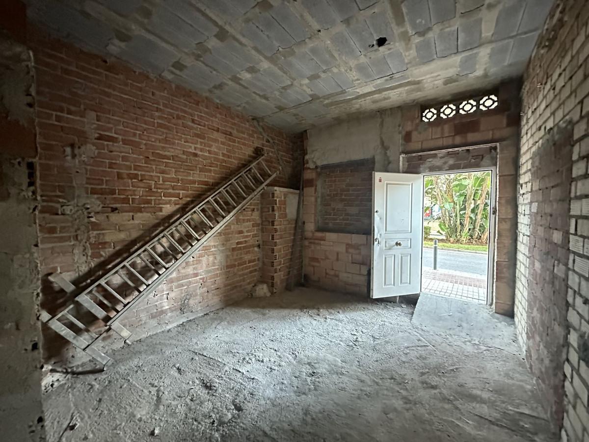 Commercial Commercial Premises in San Pedro de Alcántara