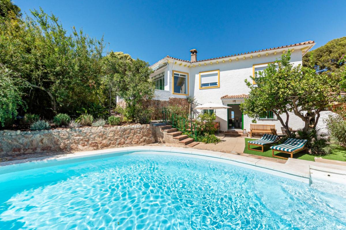 Villa Detached in Torremolinos